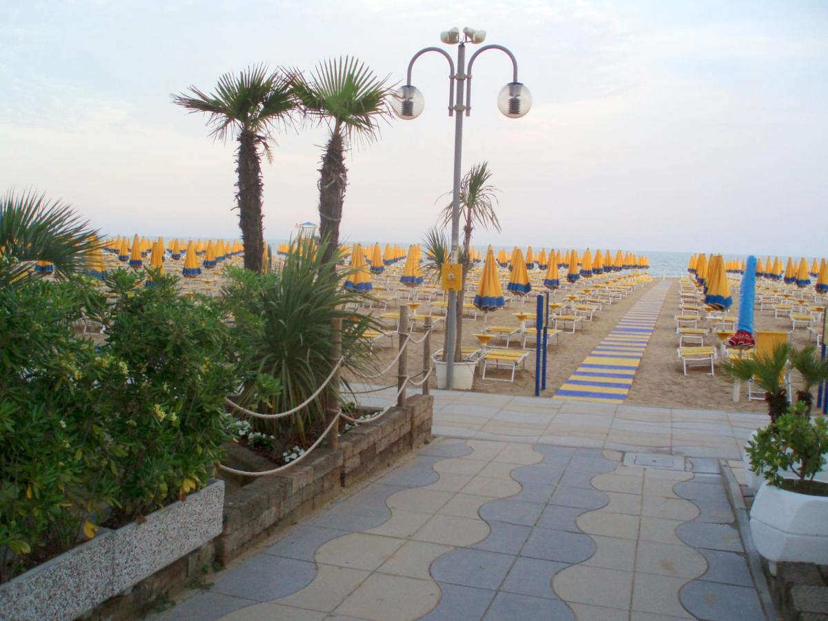 Appartamento Dalmazia 10 Lido di Jesolo Kültér fotó