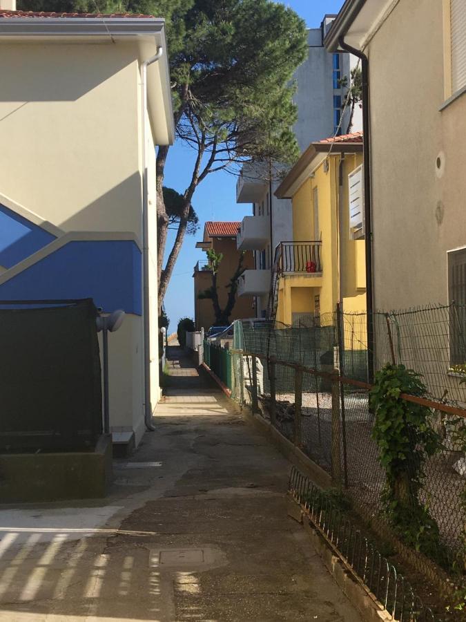 Appartamento Dalmazia 10 Lido di Jesolo Kültér fotó